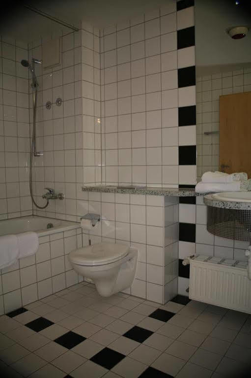 C-You Hotel Chemnitz Ngoại thất bức ảnh